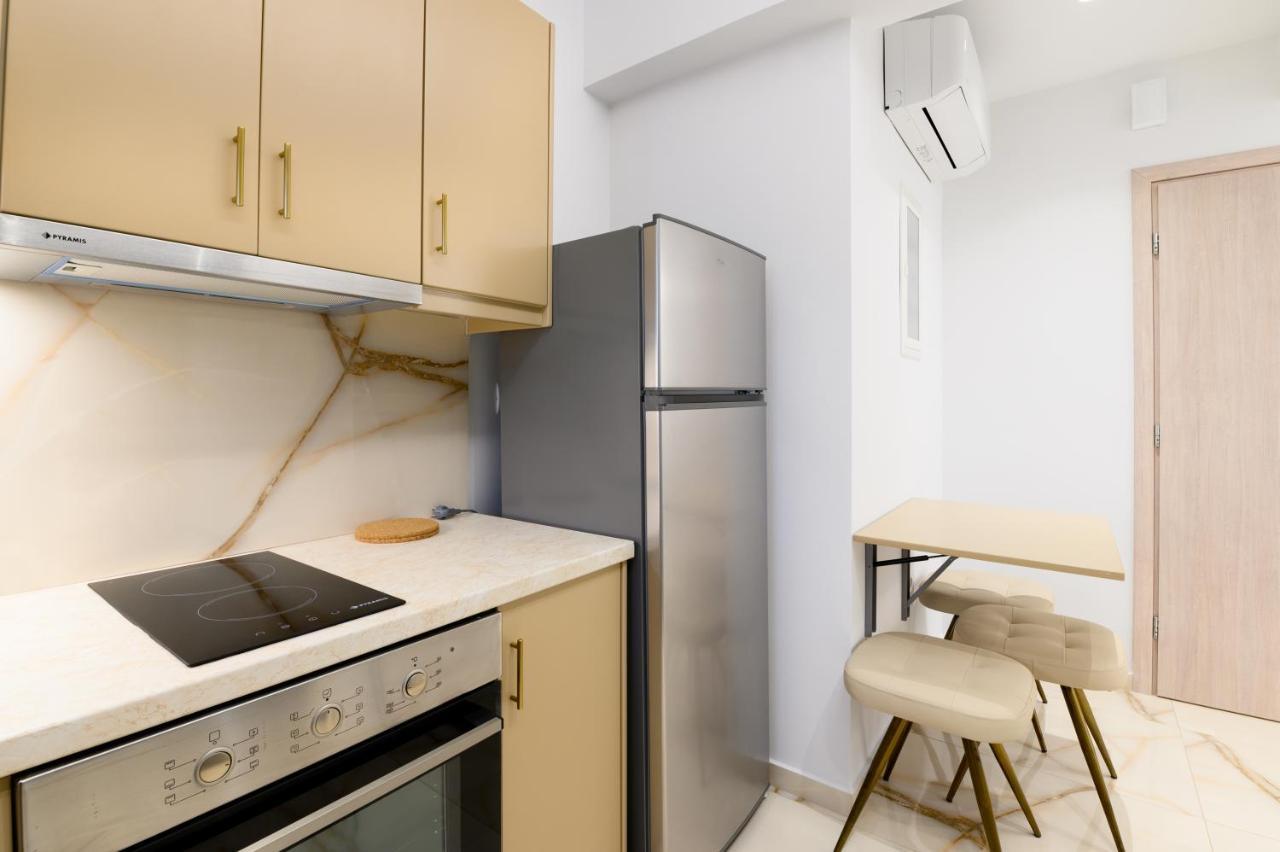 Momento Luxury Apartments Walking Distance From The Beach นิเกียนา ภายนอก รูปภาพ
